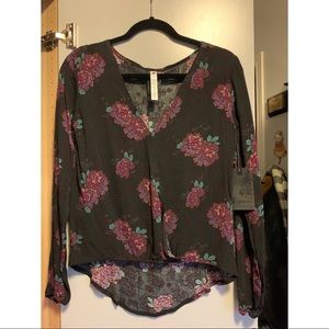RIPZONE floral blouse